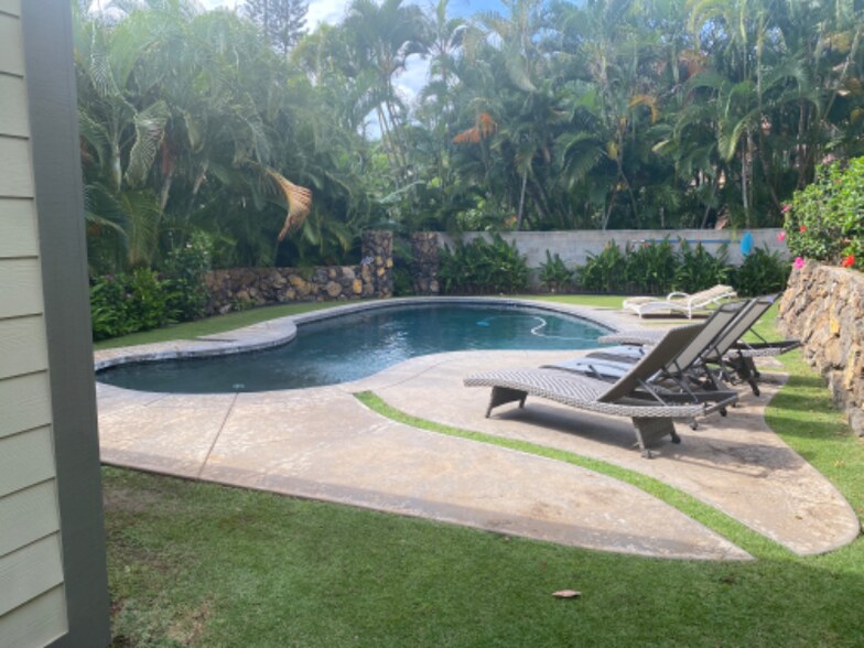 Building Photo - 595 Kumulani Dr