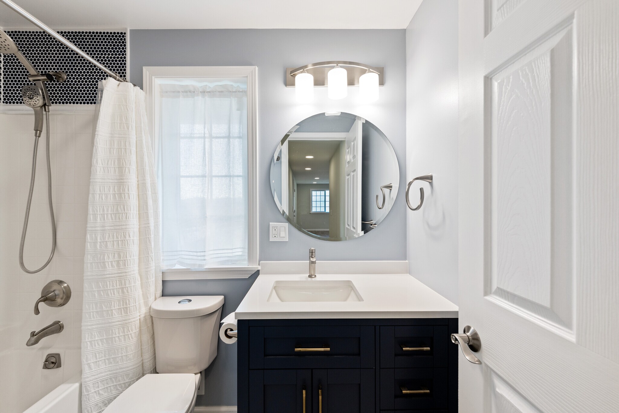 Building Photo - 1504 M Ave