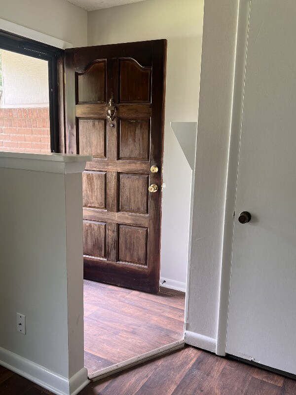 Building Photo - 416 Ocala Ct N