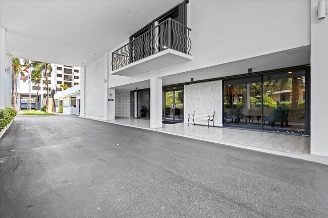 Building Photo - 1200 Marine Way