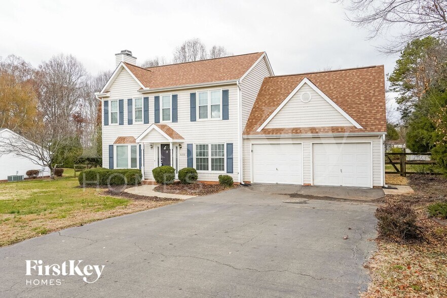 Building Photo - 6350 River Crest Dr