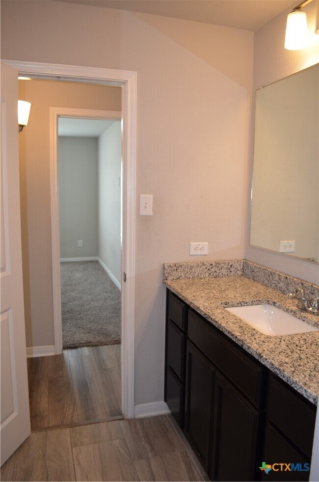 Building Photo - 3423 Addison St