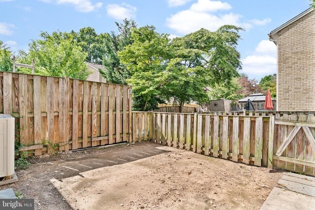 Building Photo - 9652 Marston Ln
