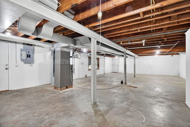 Building Photo - 23 Colchester Dr