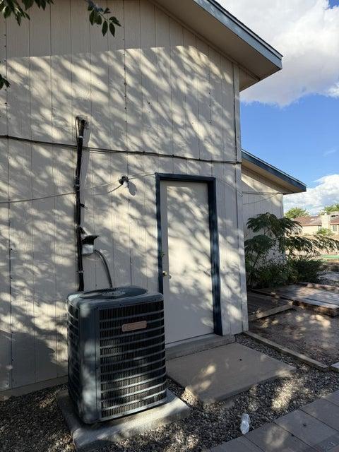 Building Photo - 290 Asbury Rd NE