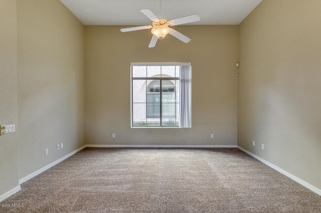 Building Photo - Beautiful home for rent