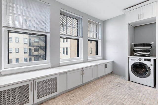 Building Photo - 1640 E 50th St