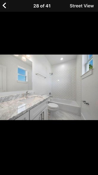 Building Photo - 1521 Laird St