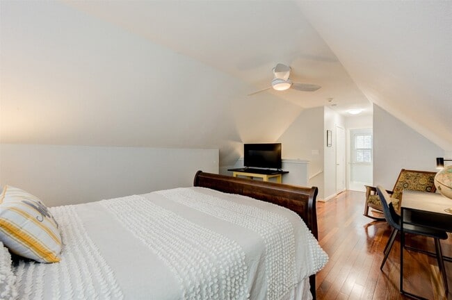 Building Photo - 1310 Asbury St