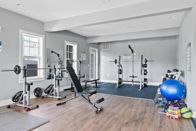 Building Photo - 3369 Preston Shore Dr