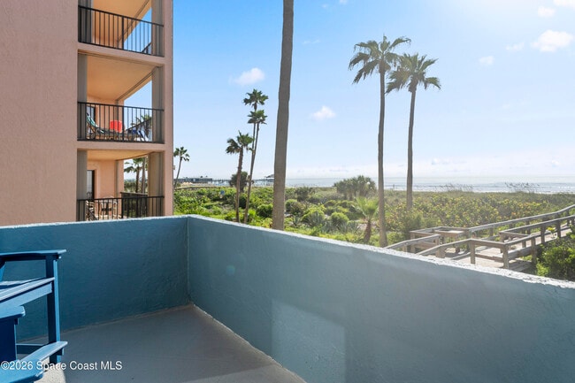 Building Photo - 5050 Ocean Beach Blvd