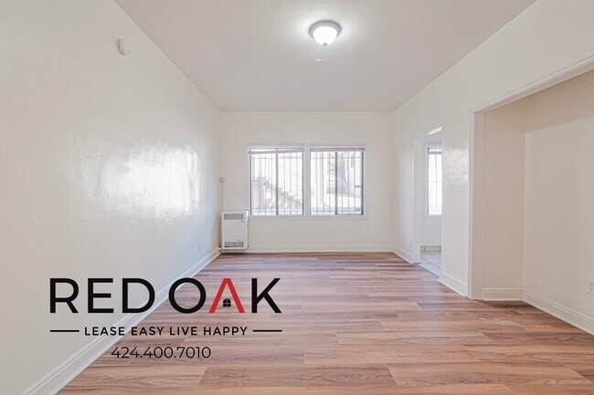 Building Photo - 2850 Leeward Ave