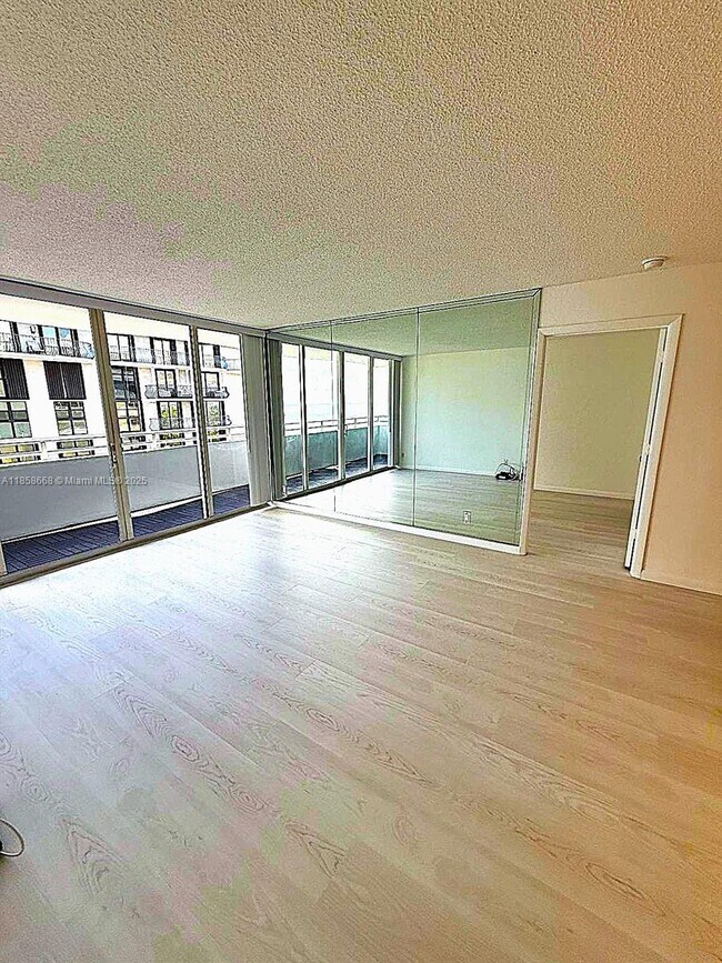 Building Photo - 8911 Collins Ave