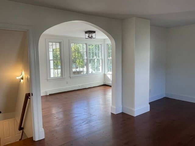 Building Photo - 6 Parker Ave