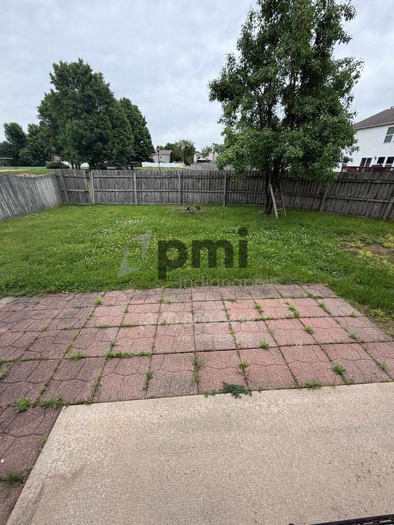 Building Photo - 14229 Weeping Cherry Dr