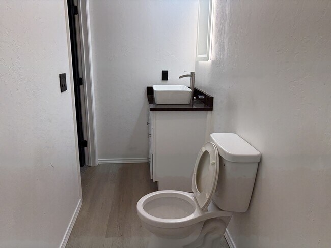 Building Photo - 5800 NW 45th St