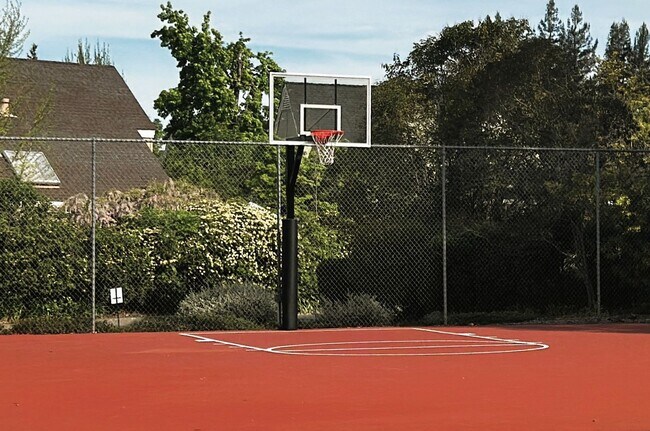 Building Photo - 2314 Sierra Creek Cir