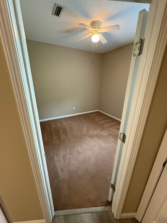 Building Photo - Available July!