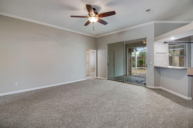 Building Photo - 404 Ridge Wood Cir