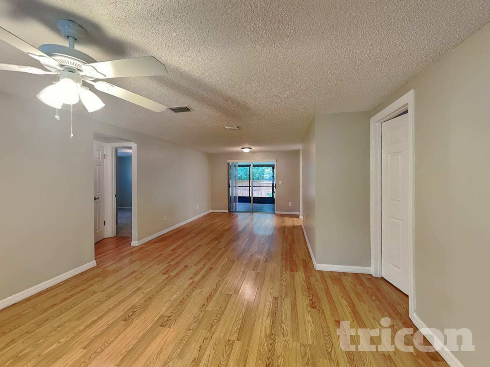 Building Photo - 18307 Oakdale Rd