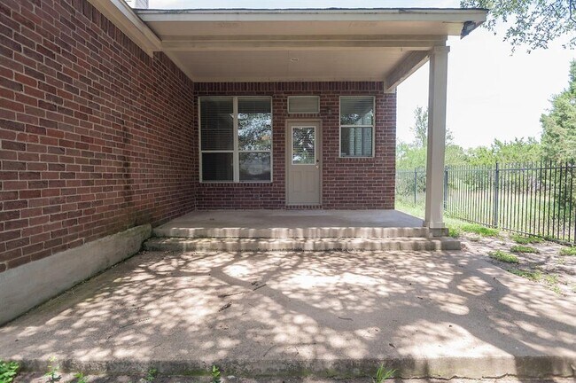 Building Photo - 1800 Nelson Ranch Loop