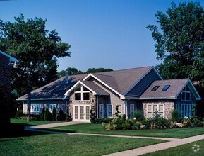 Building Photo - 111 College Rd