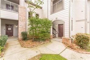 Building Photo - 350 Emerald Forest Blvd