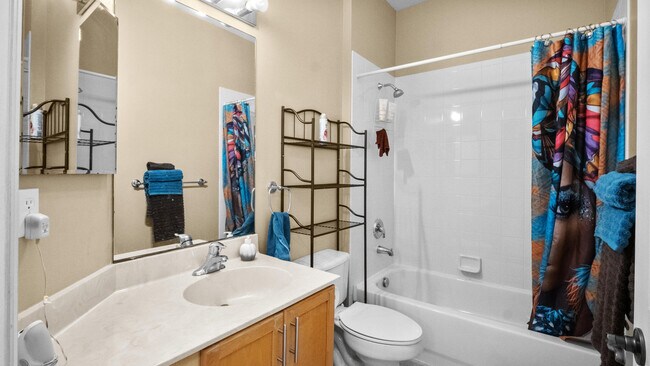 Building Photo - 222 Manatee Springs Way