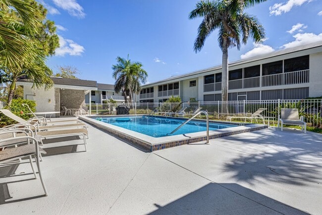 Building Photo - ** PARK SHORE ** 2 BED / 2 BATH - CONDO - 55+ COMMUNITY - SEASONAL OR SHORT TERM RENTAL