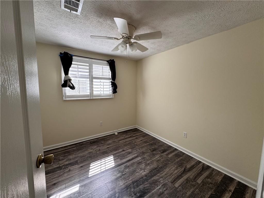 Building Photo - 440 Hembree Forest Cir