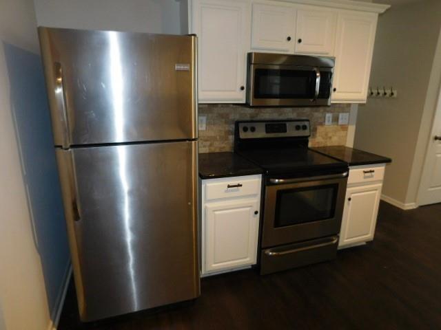 Building Photo - 6672 Grand Hickory Dr