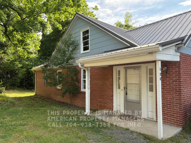 Primary Photo - 130 Lilly Ave