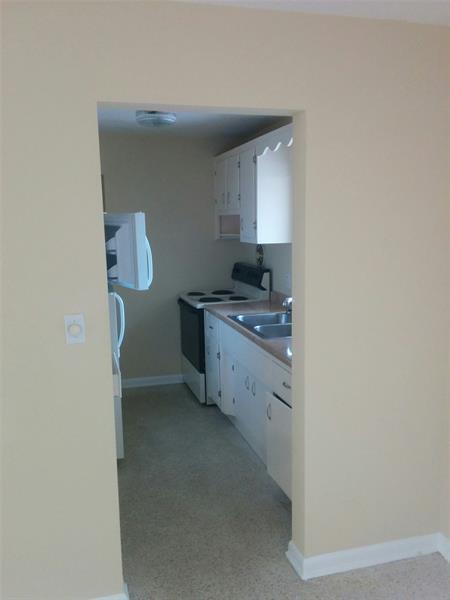 Building Photo - 330 Southwind Dr