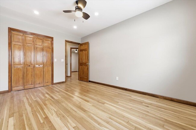 Building Photo - 358 Cator Ave