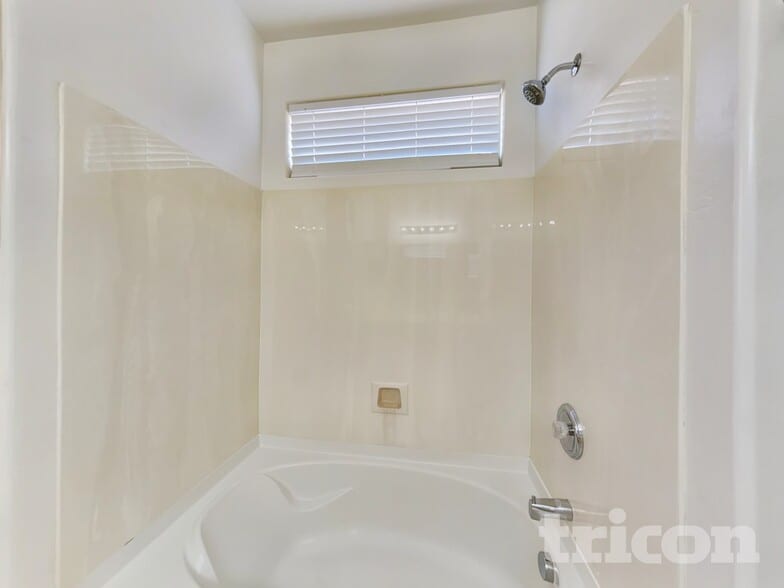 Building Photo - 39815 N Bridlewood Way