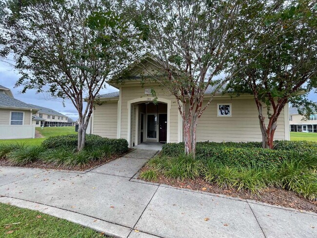 Building Photo - Luxurious 3-Bedroom Condo in Panama City, FL with Spacious Layout and Modern Amenities!