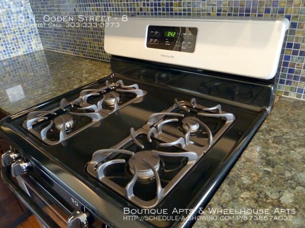 Building Photo - Boutique Apartments