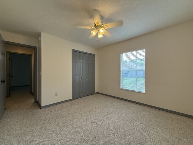 Building Photo - 4728 Innisbrook Ct N