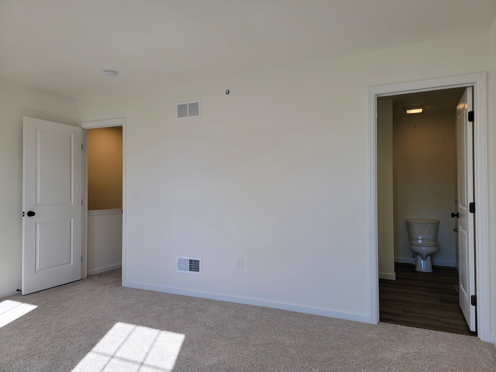 Building Photo - 19 Pacific Blvd