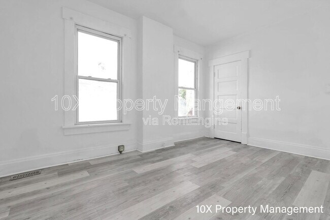 Building Photo - 851 Bellows Ave
