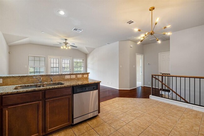 Building Photo - 3101 Davis Ln