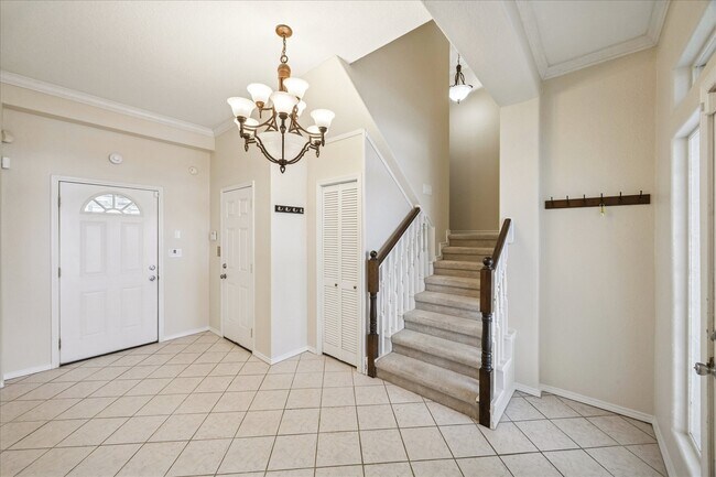 Building Photo - 22621 Bay Point Dr