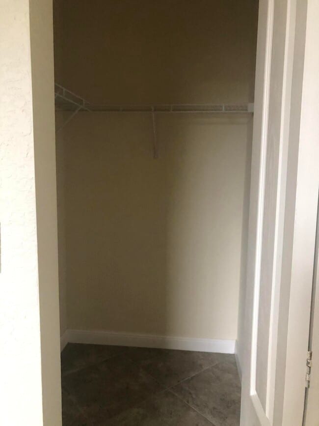 Building Photo - 6136 Santa Margarito Dr