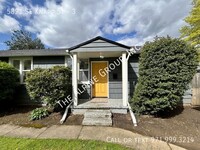 Building Photo - 5821 SE Knapp St