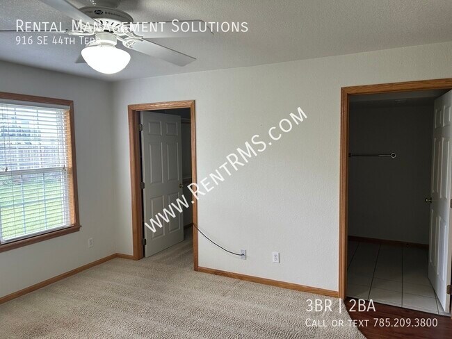 Building Photo - 916 SE 44th Terrace