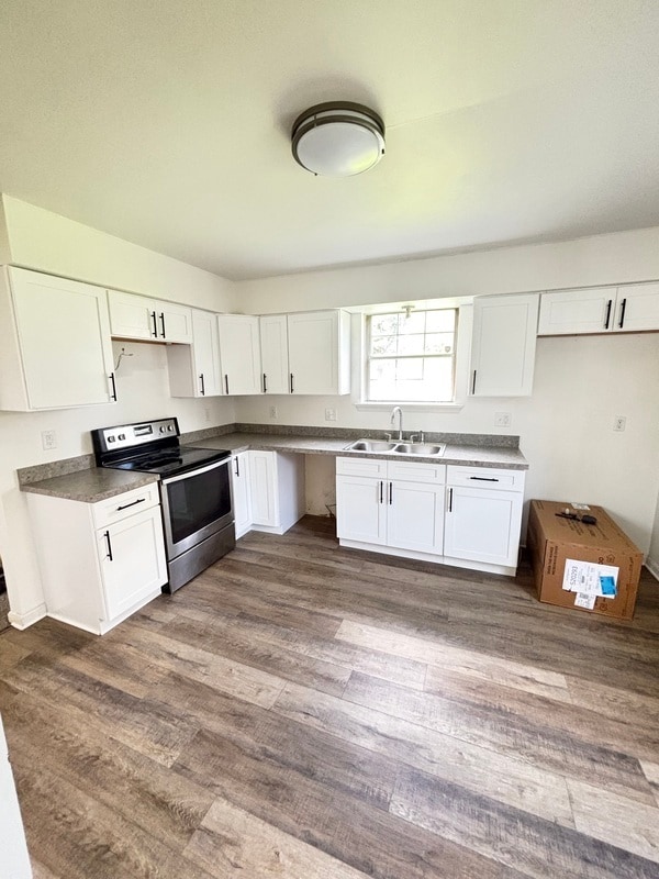 Building Photo - 447 Garland Cir