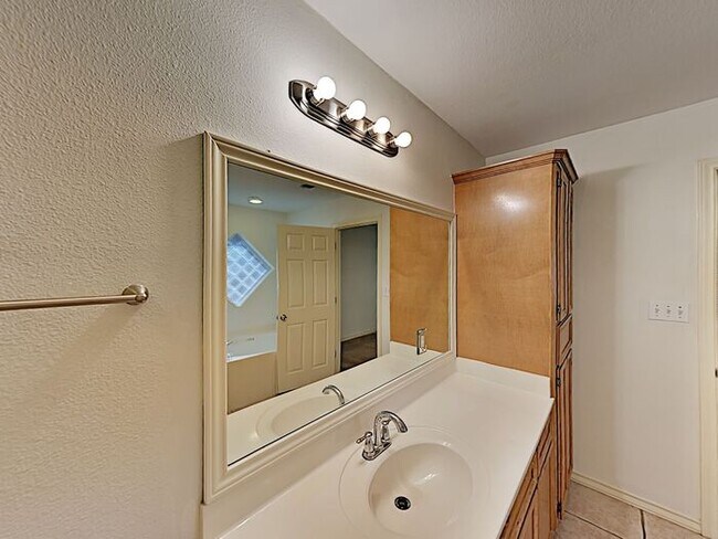 Building Photo - No Application Fees* $500 Off 1st Month - ...
