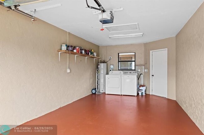Building Photo - 13924 Folkestone Cir