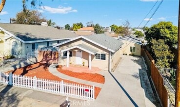 Building Photo - 3809 Carol Dr