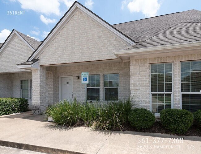 Building Photo - 3620 S Hampton Ct